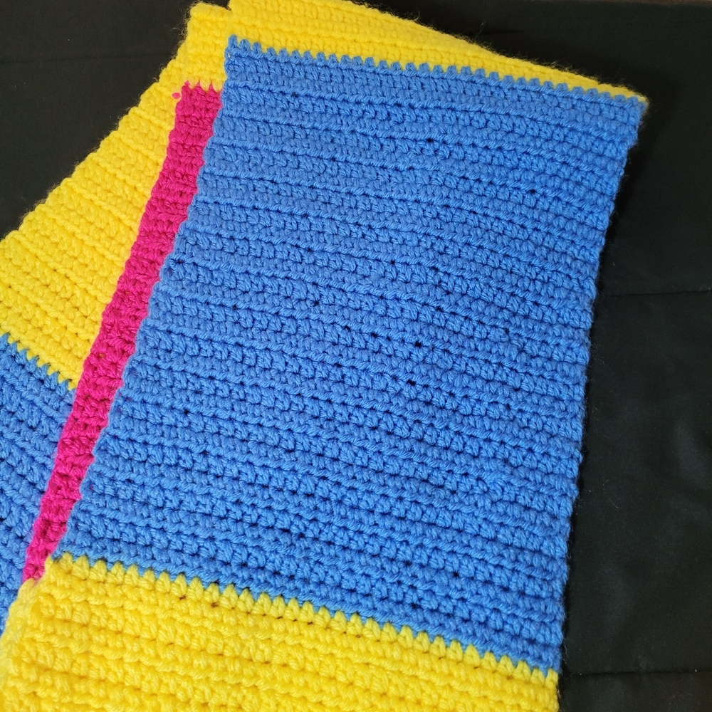 Handmade scarf - Picture 4 of 5